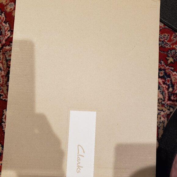 New in Box Clarks Marana Amber Taupe Suede Ankle Boots - Size 8 - Picture 10 of 10